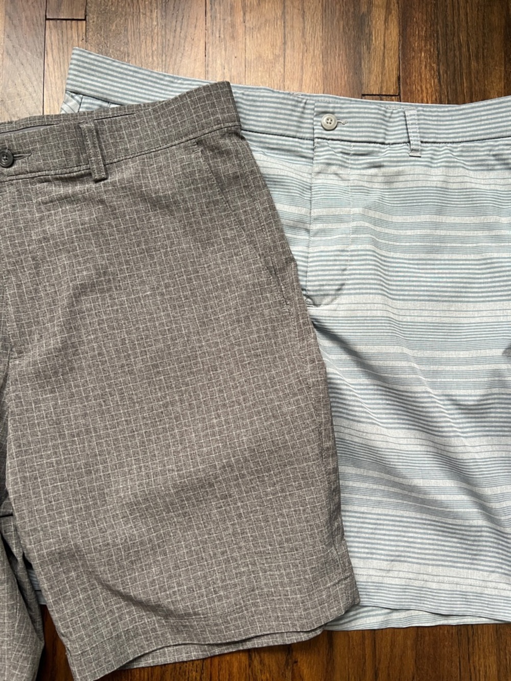 Men’s PGA Tour Golf Shorts 2 Pair Bundle Size 34 - Picture 3 of 15